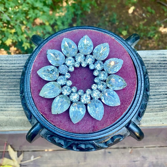 WOW Extra Large VINTAGE Sash Bridal Pin - Picture 7 of 8